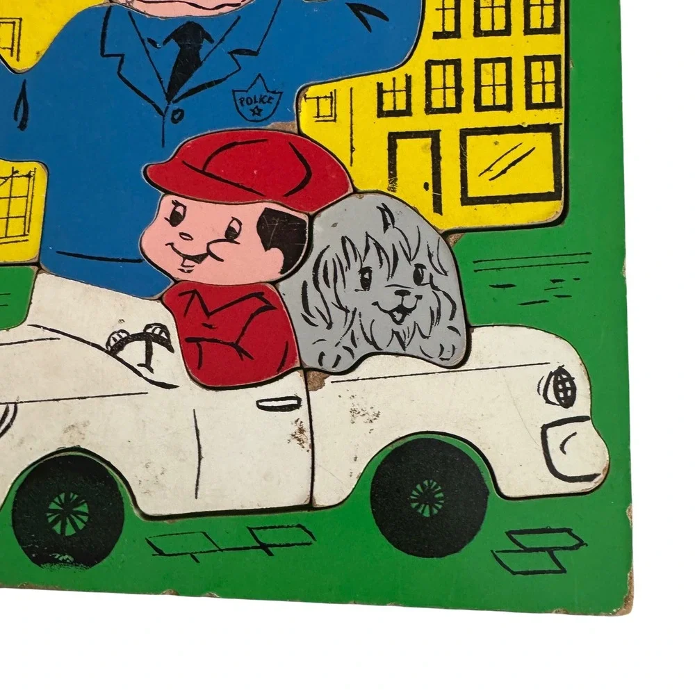 Playskool Policeman 16 Piece Wooden Jigsaw Puzzle Vintage 195-6‎ Board